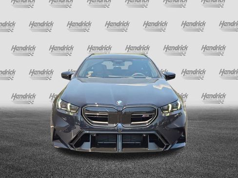 New 2027 BMW M5 Touring AWD/4WD image 3
