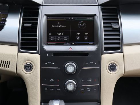 Used 2015 Ford Taurus SEL w/ Equipment Group 201A image 34