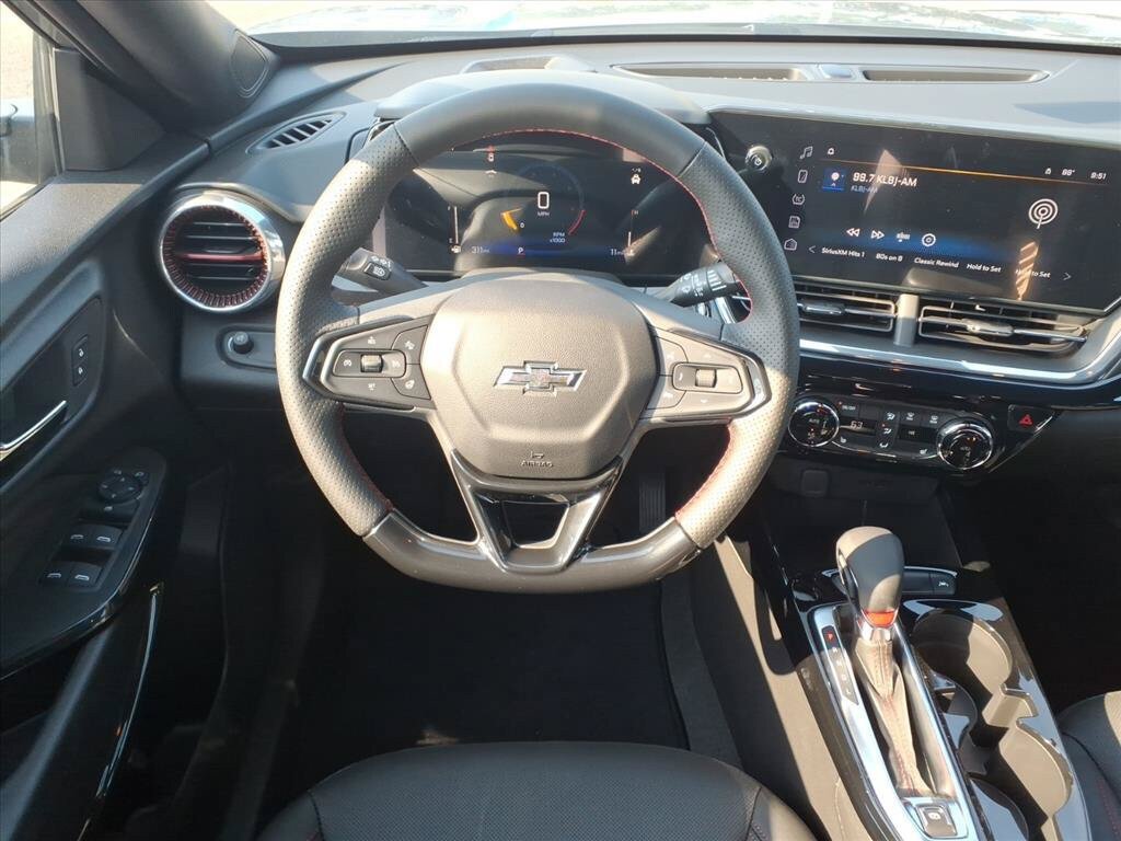 New 2026 Chevrolet Trax RS w/ Driver Confidence Package FWD image 23