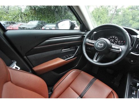 Certified 2025 MAZDA CX-50 Meridian Edition w/ Apex Package AWD/4WD image 6
