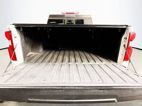 Used 2019 Chevrolet Silverado 1500 LT Trail Boss image 25