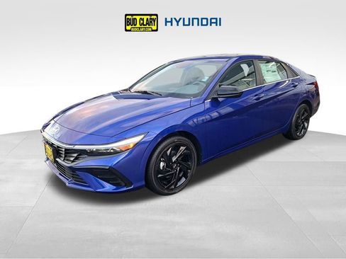 New 2026 Hyundai Elantra SEL Sport image 1