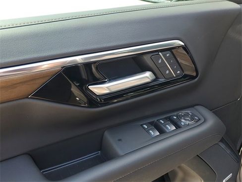 New 2026 Chevrolet Tahoe High Country image 12