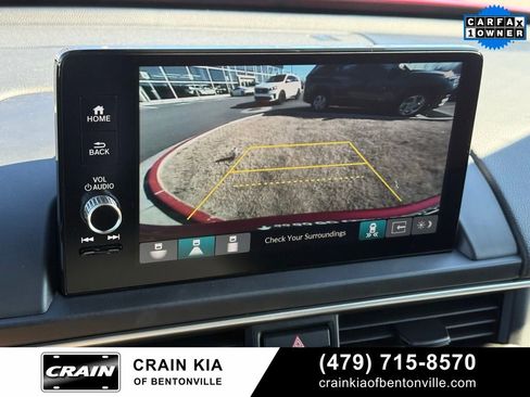 Used 2025 Honda Pilot EX-L image 17