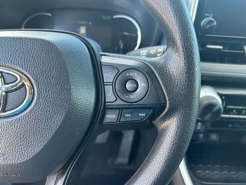 Used 2024 Toyota RAV4 LE image 18