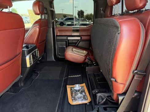 Used 2019 Ford F250 Platinum w/ Platinum Ultimate Package AWD/4WD image 22