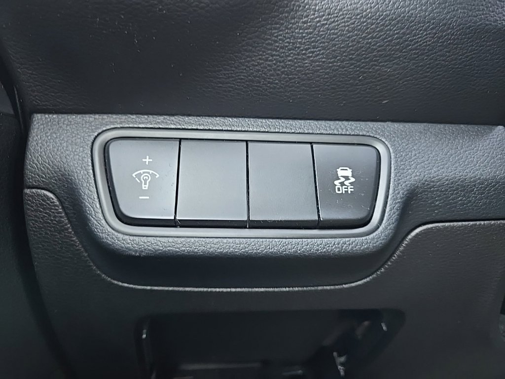 Used 2023 Kia Forte LXS FWD image 19