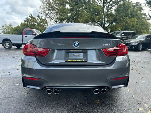 Used 2015 BMW M4 Convertible image 4