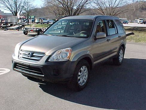 Used 2005 Honda CR-V EX image 4