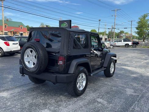 Used 2011 Jeep Wrangler Sport AWD/4WD image 7