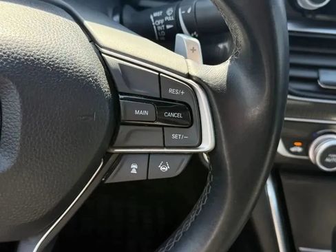 Used 2018 Honda Accord Sport image 21