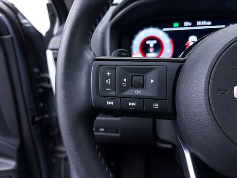 Used 2024 Nissan Rogue Platinum w/ Platinum Premium Package image 32