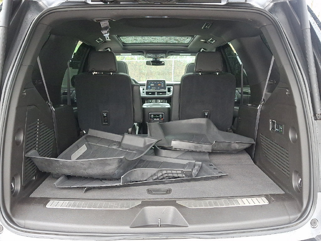 Used 2021 Chevrolet Tahoe RST w/ Luxury Package AWD/4WD image 30