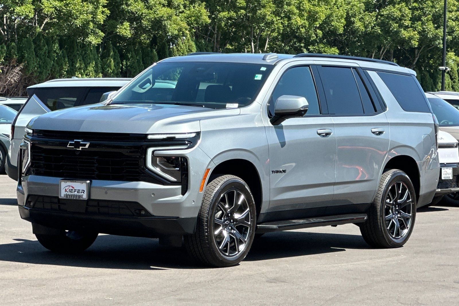 Used 2026 Chevrolet Tahoe RST w/ Comfort Package AWD/4WD image 8