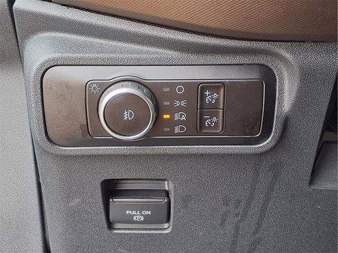 Used 2023 Ford Bronco Outer Banks image 16