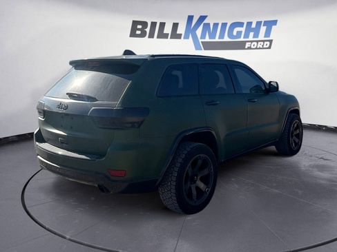 Used 2018 Jeep Grand Cherokee Altitude image 5