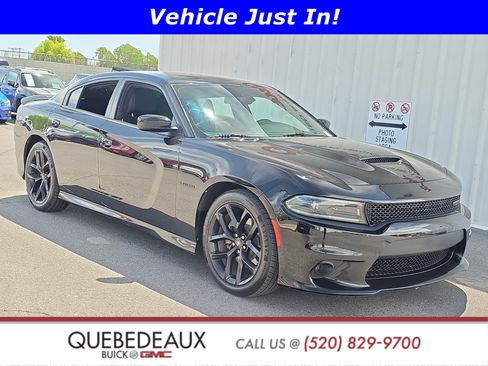 Used 2022 Dodge Charger R/T w/ Blacktop Package RWD image 1