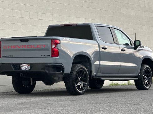 Certified 2024 Chevrolet Silverado 1500 Custom Trail Boss w/ LPO, Dark Essentials Package image 4