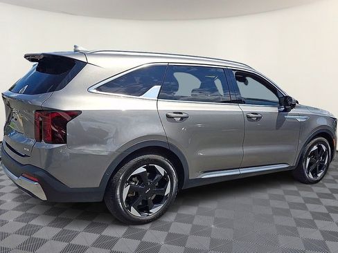 Used 2025 Kia Sorento SX Prestige AWD/4WD image 8