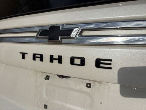 Used 2022 Chevrolet Tahoe LT w/ Luxury Package image 9