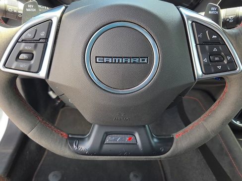 Used 2019 Chevrolet Camaro ZL1 RWD image 23