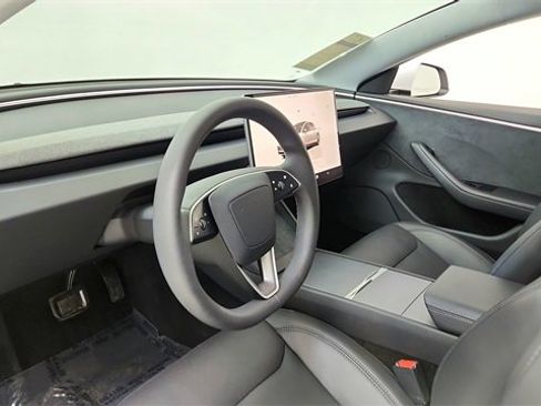 Used 2024 Tesla Model 3 Long Range image 30