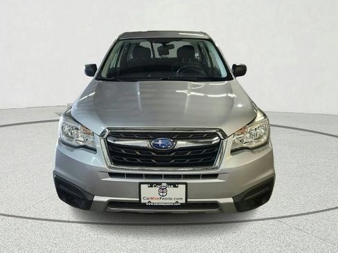 Used 2017 Subaru Forester 2.5i AWD/4WD image 3