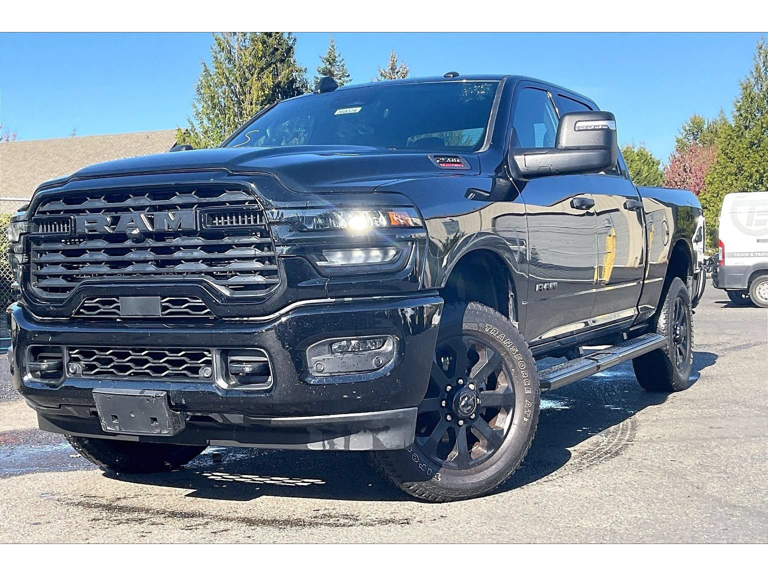 Used 2026 RAM 2500 Big Horn AWD/4WD image 2