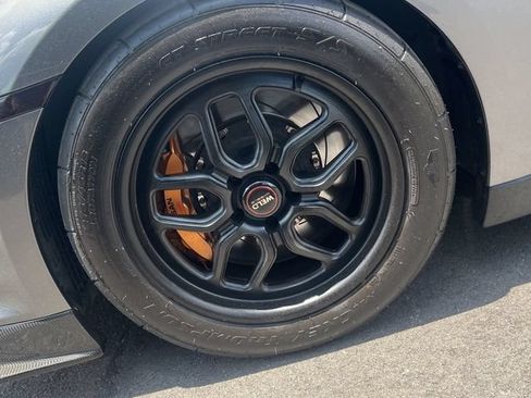 Used 2012 Nissan GT-R Premium AWD/4WD image 10