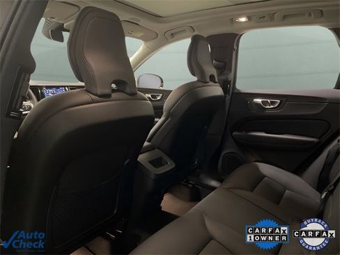 Used 2025 Volvo XC60 B5 Plus image 61
