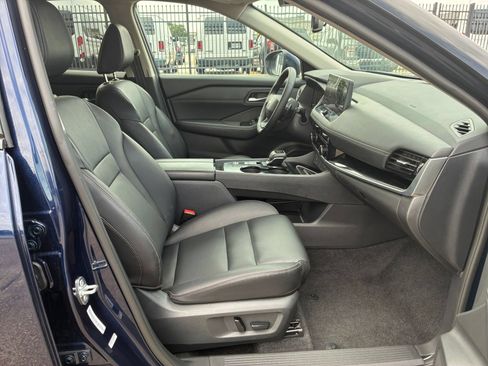 Used 2026 Nissan Rogue SL FWD image 37