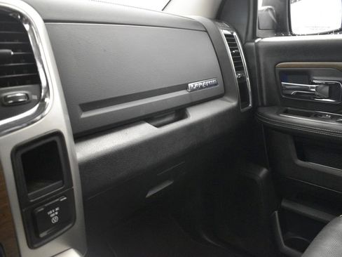 Certified 2017 RAM 1500 Laramie w/ Convenience Group image 38