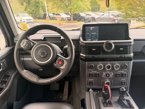 Used 2024 INEOS Grenadier Station Wagon AWD/4WD image 10