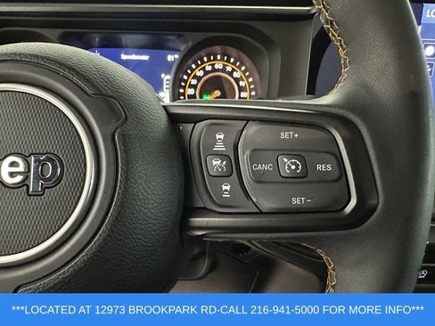Used 2024 Jeep Wrangler Unlimited Sport AWD/4WD image 13