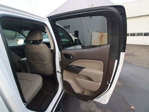 Used 2016 GMC Canyon SLE w/ Trailering Package image 23