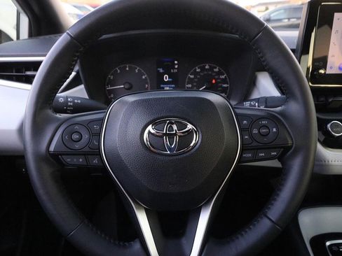 Certified 2023 Toyota Corolla SE w/ SE Premium Package image 11