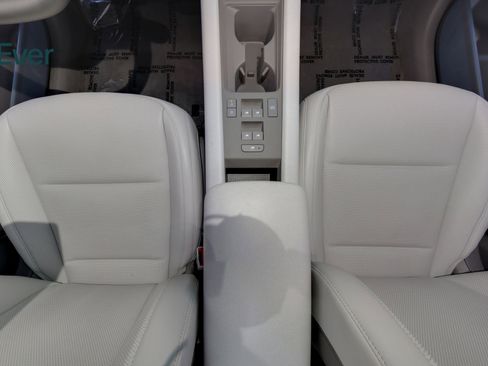 Used 2024 Hyundai Ioniq 6 SEL RWD image 26