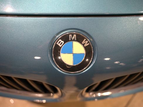 Used 2005 BMW Z4 2.5i image 33