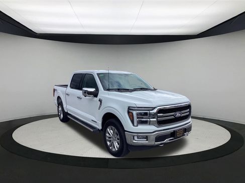 Used 2024 Ford F150 Lariat image 2