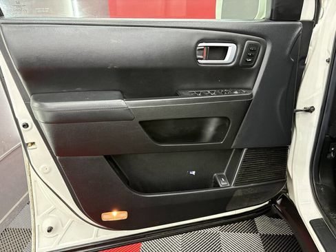 Used 2013 Honda Pilot Touring image 7