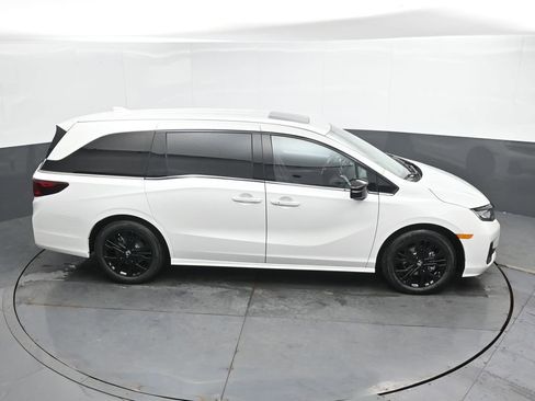 New 2026 Honda Odyssey Sport-L image 32