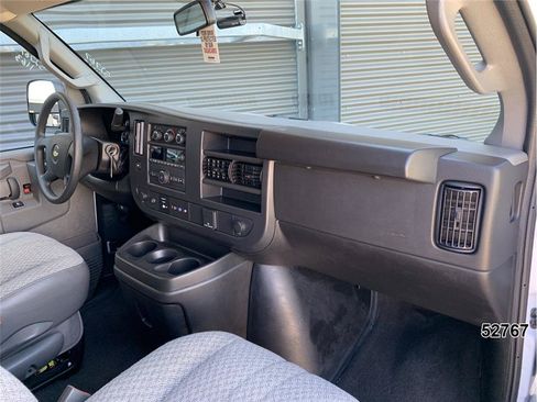 Used 2025 Chevrolet Express 3500 LS RWD image 25