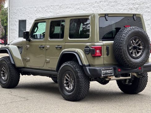 New 2025 Jeep Wrangler Unlimited Rubicon 392 image 5