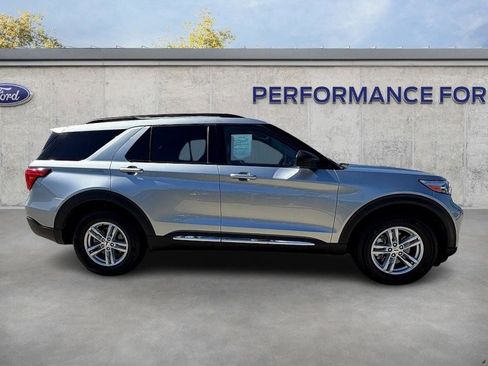 Certified 2024 Ford Explorer XLT w/ Equipment Group 202A image 7