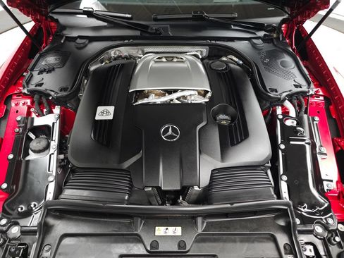Used 2026 Mercedes-Benz Maybach SL 680 image 35