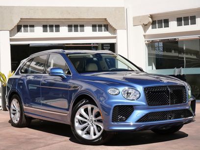New 2025 Bentley Bentayga Plug-In Hybrid