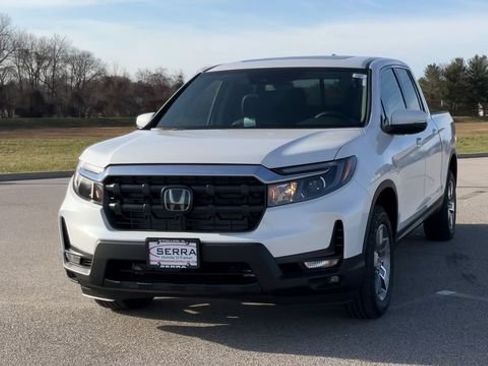 Used 2025 Honda Ridgeline RTL image 3