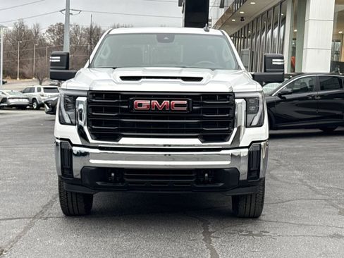 New 2026 GMC Sierra 2500 Pro w/ Convenience Package image 13