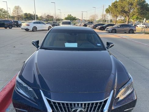 Used 2025 Lexus ES 350 Ultra Luxury w/ Accessory Package (Z2) image 4