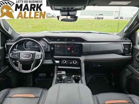 Used 2024 GMC Sierra 1500 AT4 w/ Technology Package AWD/4WD image 20